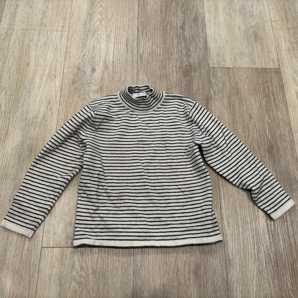 3-4 Zara sweater